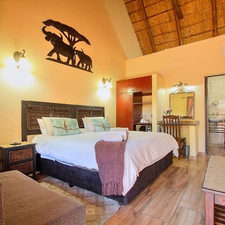 All Over Africa Guest House 켐턴파크 외부 사진