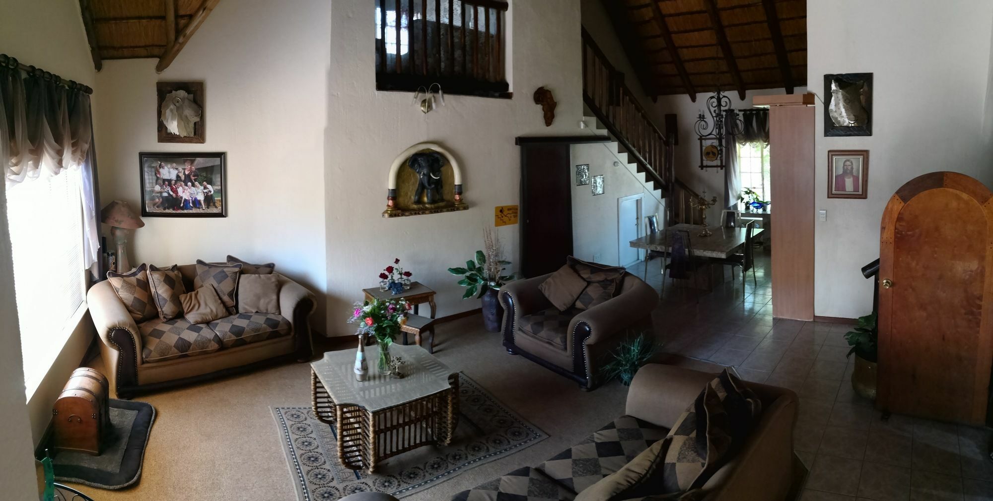 All Over Africa Guest House 켐턴파크 외부 사진