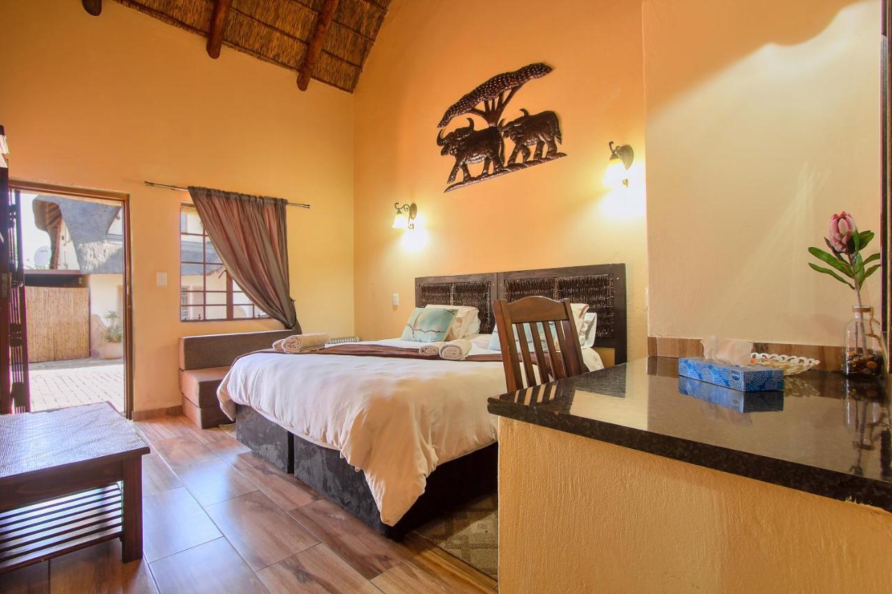 All Over Africa Guest House 켐턴파크 외부 사진
